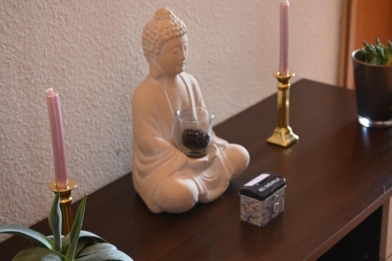 Privates Zimmer in Wohnung auf der Karthause Koblenz  Exterior foto